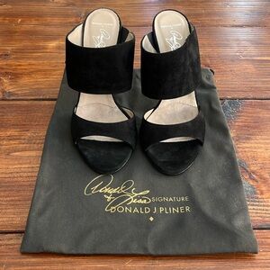 Like New Donald J Pliner Mules